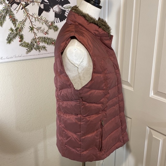 EDDIE Bauer Puffer Vest Quilted Goose Down Fur Collar Dusty Pink Size M - Picture 6 of 15
